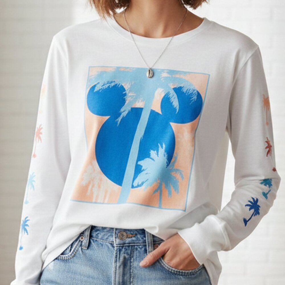 Mickey Mouse Tropical Palm Sleeve Lightweight Tee 🌴in Large NWT